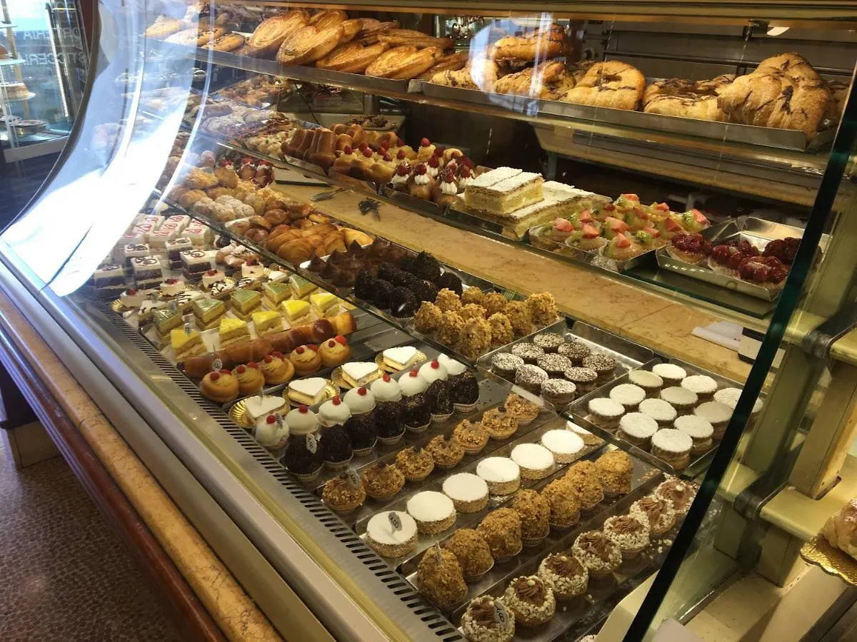 Il Cuore Di Napoli酒店 招待所 那不勒斯